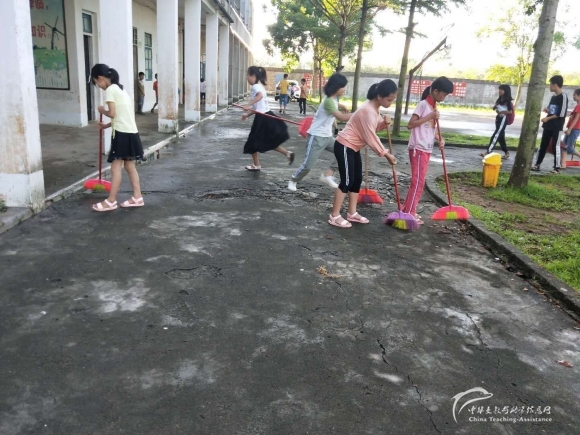 【005.村小体育包】3所山村学校募集6个体育包（已完成） - 中华支教与助学信息中心 - 微信图片_20201007102159.jpg