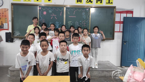 山路心路，点燃爱的星灯1 - 中华支教与助学信息中心 - 1.png