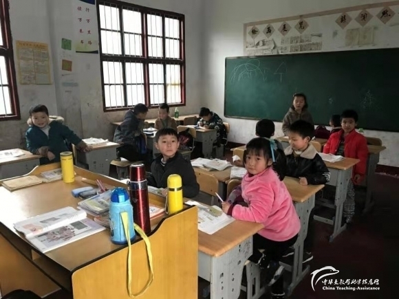 【016.村小体育包】3所山村学校募集3个体育包（已完成） - 中华支教与助学信息中心 - 343829313593257171.jpg