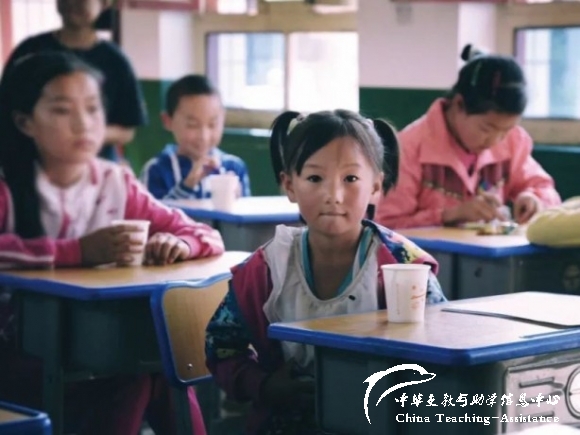 【221.停止招募】彩虹公益社支教暑期招募（24人） - 中华支教与助学信息中心 - 彩虹公益社2019暑期.jpg
