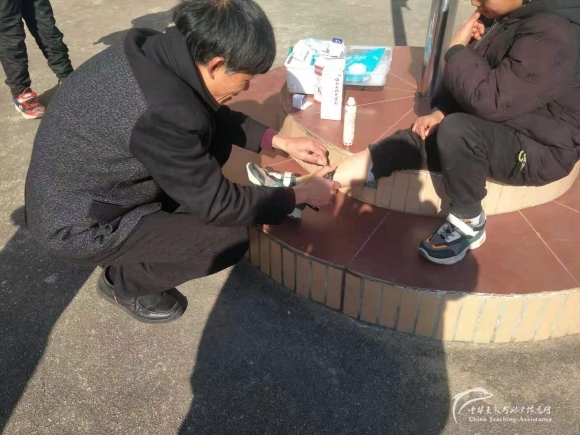 【022.村小急救箱】5所山村学校募集6个急救箱(已完成） - 中华支教与助学信息中心 - 微信图片_202101191040524.jpg