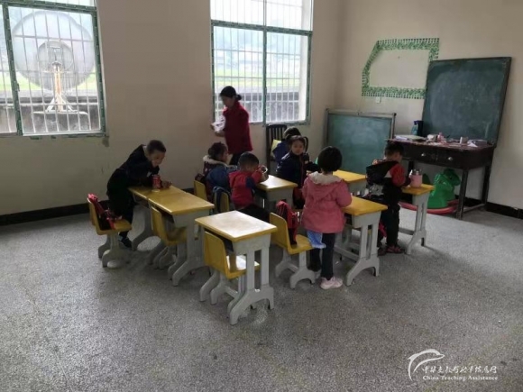 【011.村小体育包】8所山村学校募集8个体育包（已完成） - 中华支教与助学信息中心 - 123702588268182461.jpg