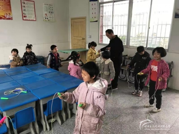 【011.村小体育包】8所山村学校募集8个体育包（已完成） - 中华支教与助学信息中心 - 302638158967663683.jpg