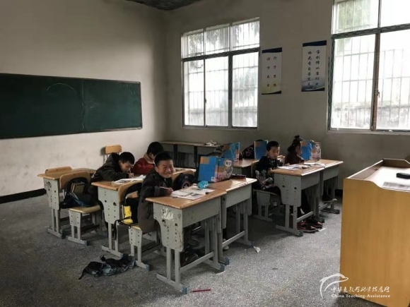 【011.村小体育包】8所山村学校募集8个体育包（已完成） - 中华支教与助学信息中心 - 101408744313825581.jpg